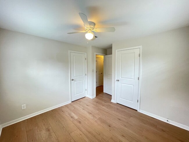 Building Photo - 44 S Cortez Ave