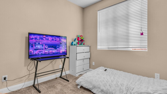 Building Photo - 37523 Durwent Dr