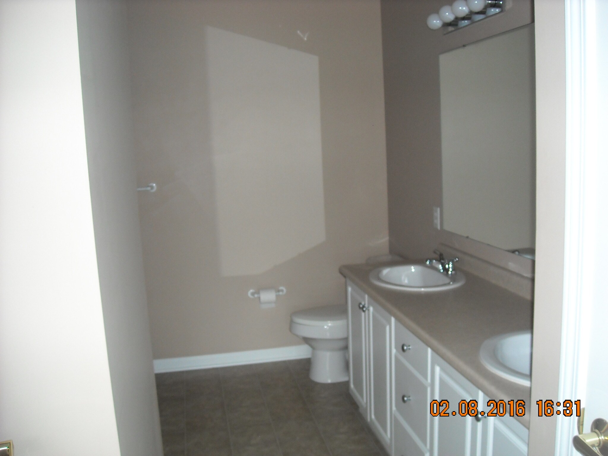 Master Bath - 1002 Stockton Rdg