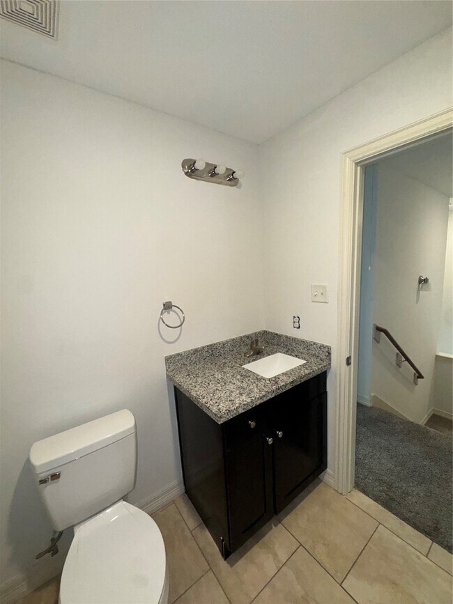 Building Photo - 138 Egret Canal S