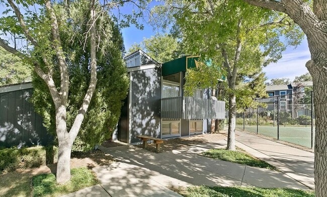 Building Photo - 7307 S Xenia Cir