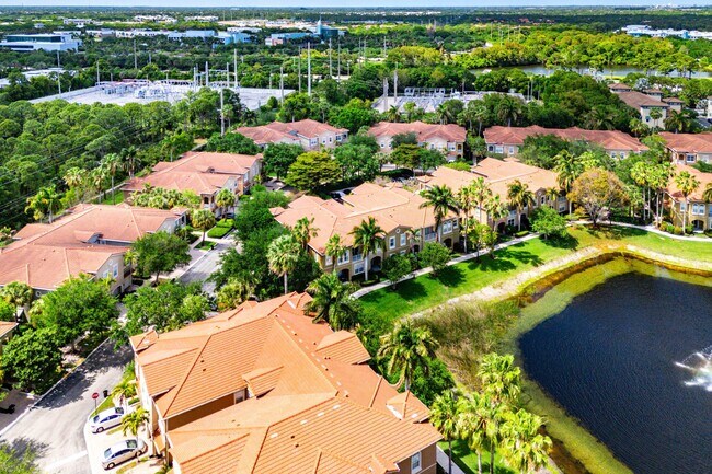 Building Photo - 4890 Bonsai Cir