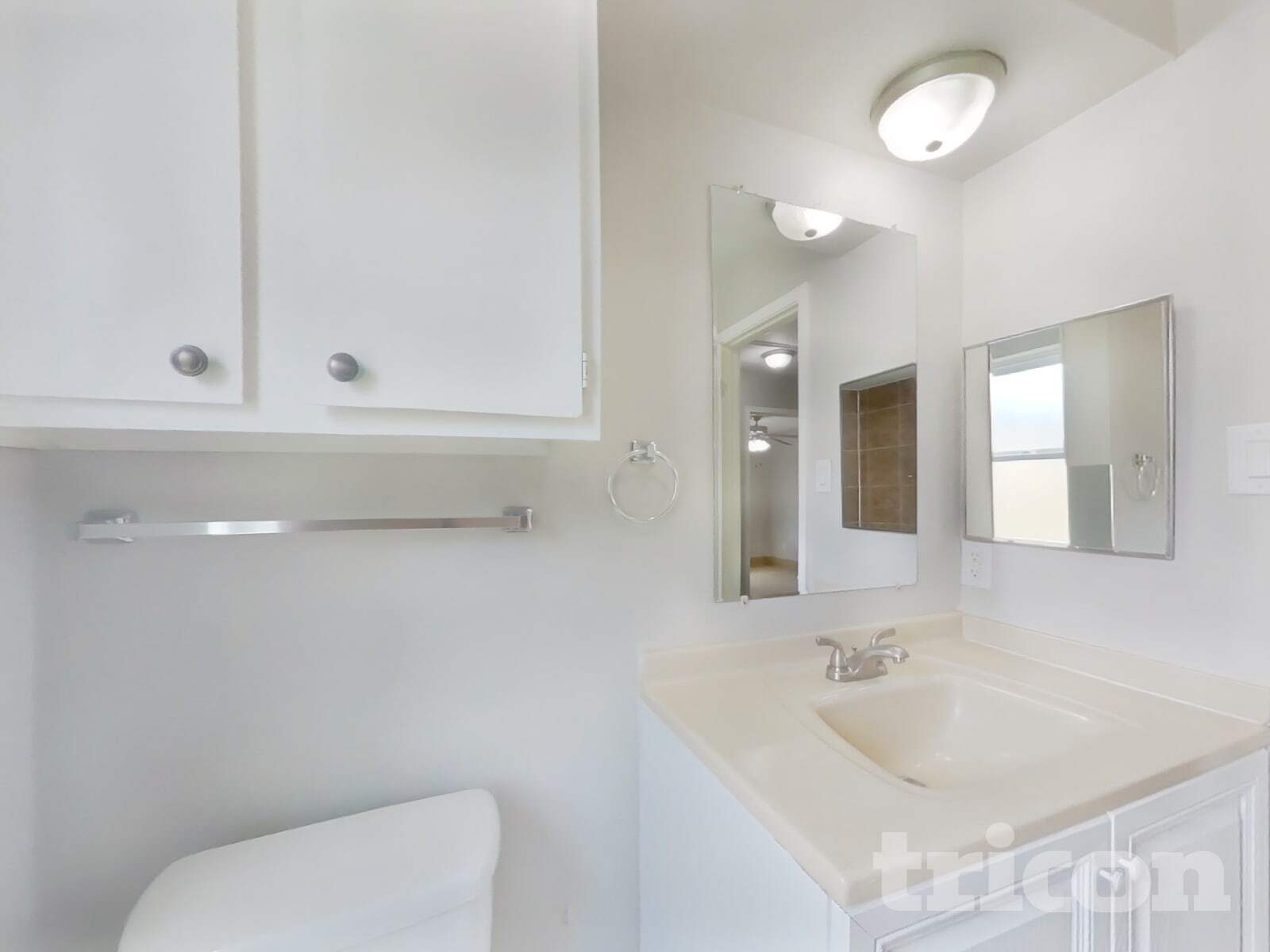 Building Photo - 7318 Foxway Ln