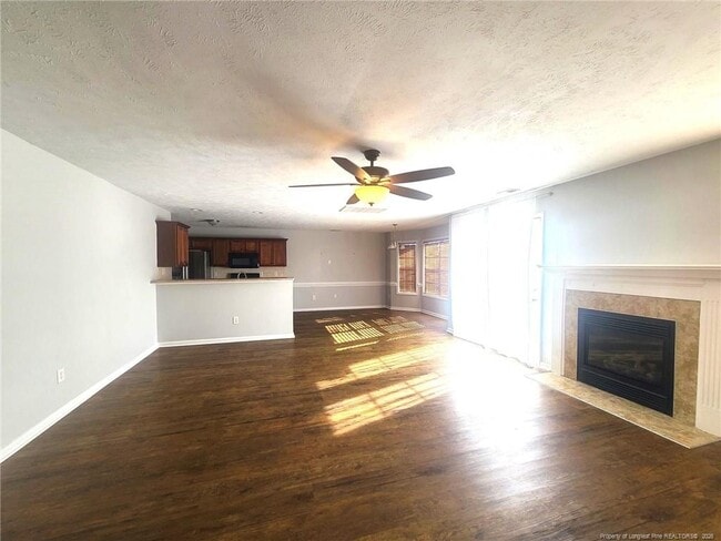 Building Photo - 5215 Woodpecker Dr