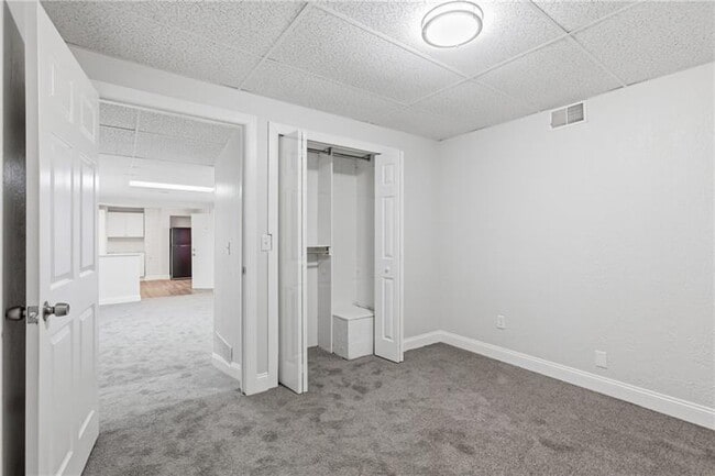 Building Photo - 415 Carothers Ave