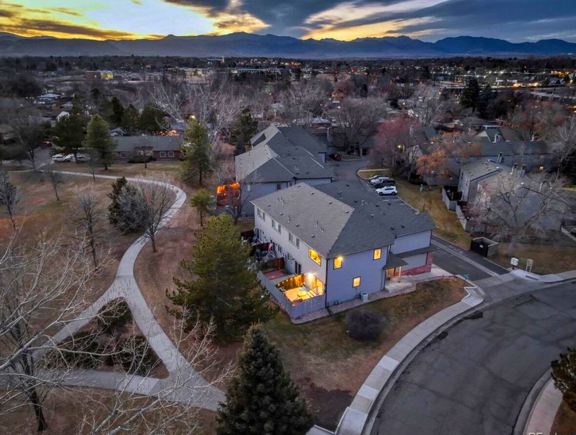 Building Photo - 10810 W 63rd Ave