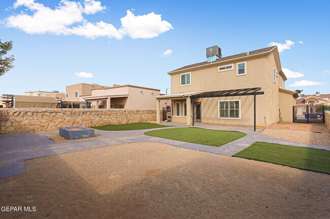 Building Photo - 3129 Spring Willow