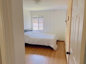 Building Photo - 4249 S Centinela Ave
