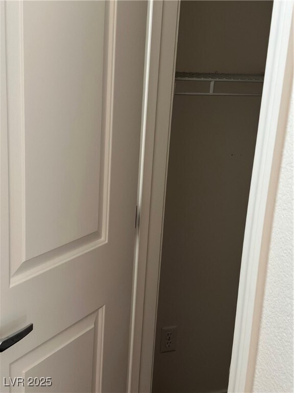 Building Photo - 7943 Garden Stone Ct