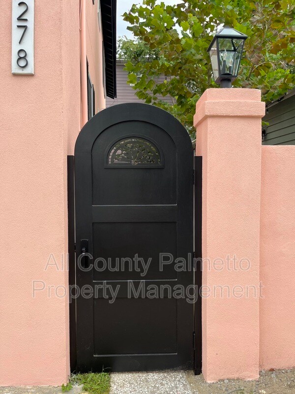 Building Photo - 278 Ashley Ave