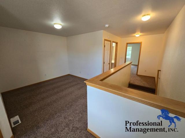 Building Photo - 2 bedroom in Billings MT 59102