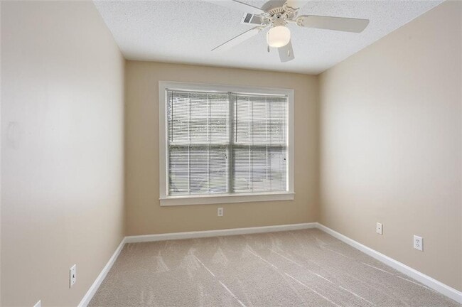 Building Photo - 312 Eagle Way