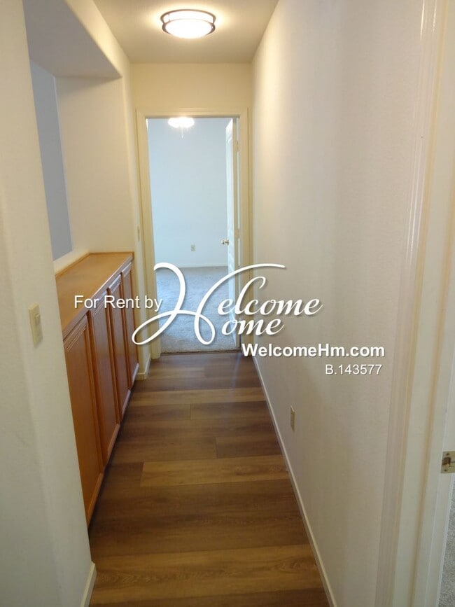 Building Photo - 5375 Twin Creeks Dr