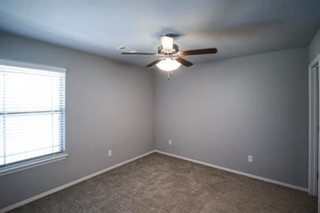 Building Photo - Rupple Meadows - 4 bed / 4 bathroom Coming In April