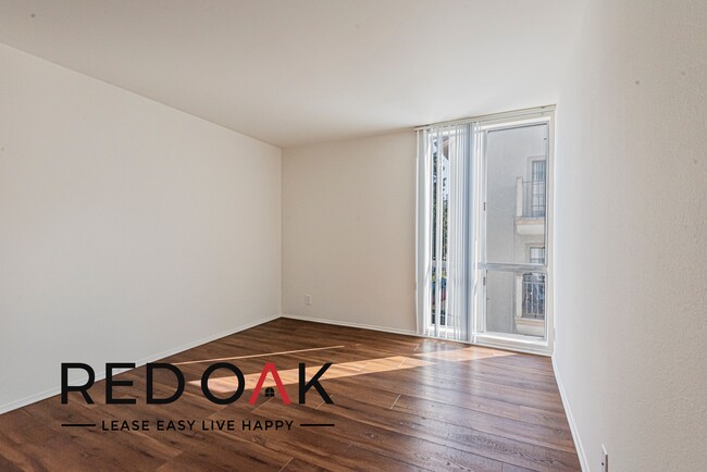 Building Photo - Amazing Two Bedroom + Office! Drenched in ...