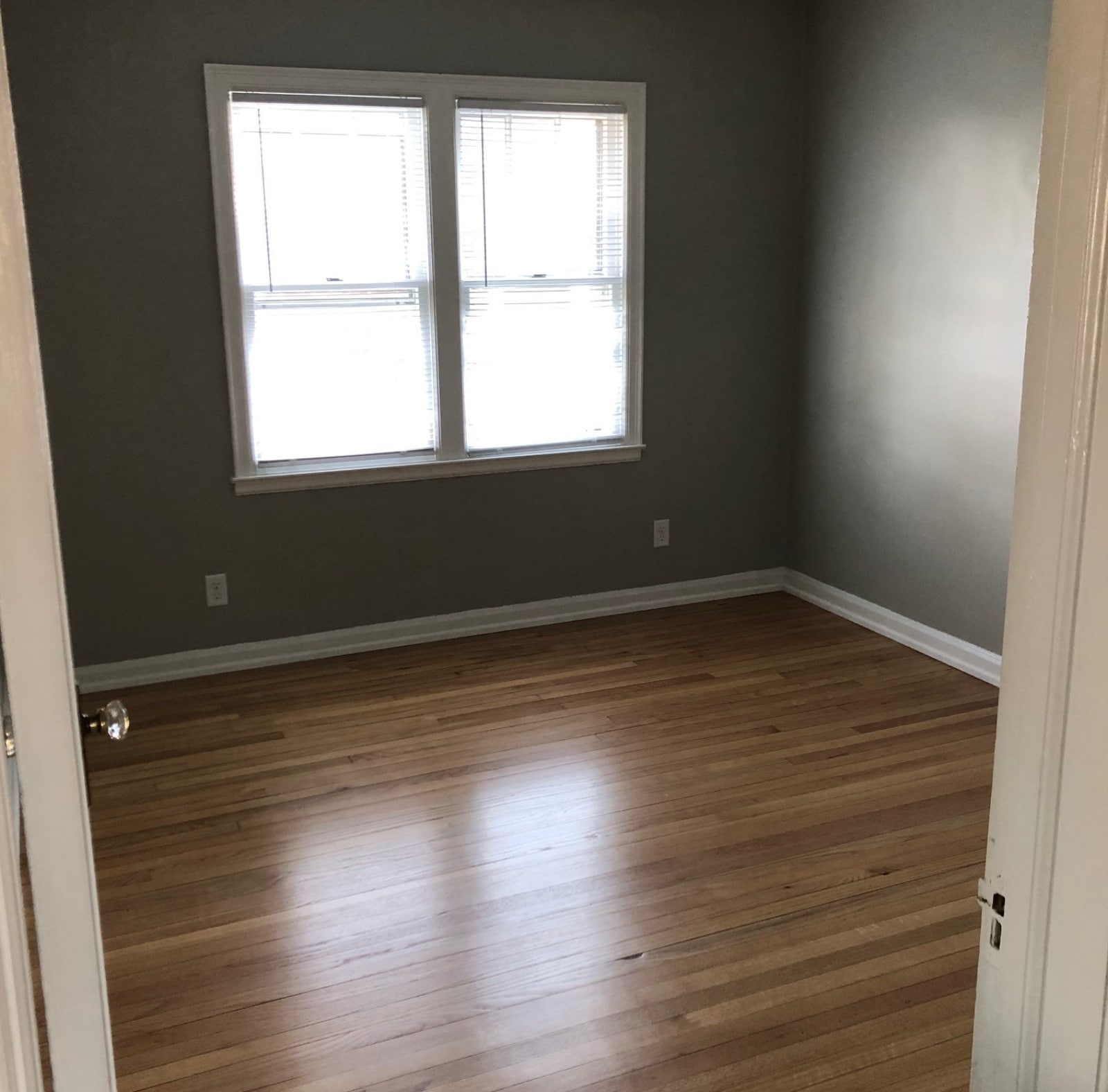 Building Photo - 5337 E 11th St