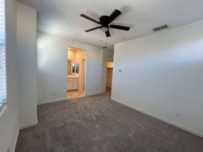 Building Photo - 3998 E Commerce Way