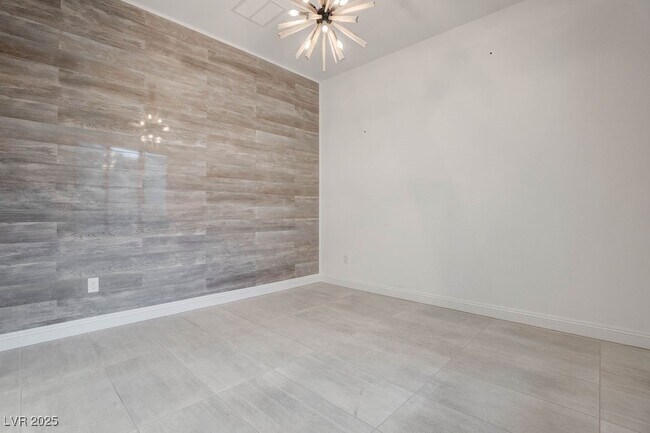 Building Photo - 230 Carmel Sky St