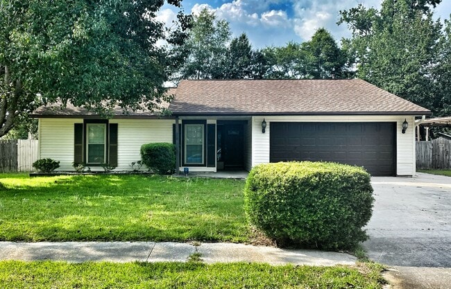 Primary Photo - 102 Pullman Ave