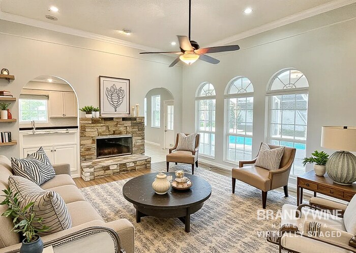 Building Photo - 6847 Rivercrest Dr
