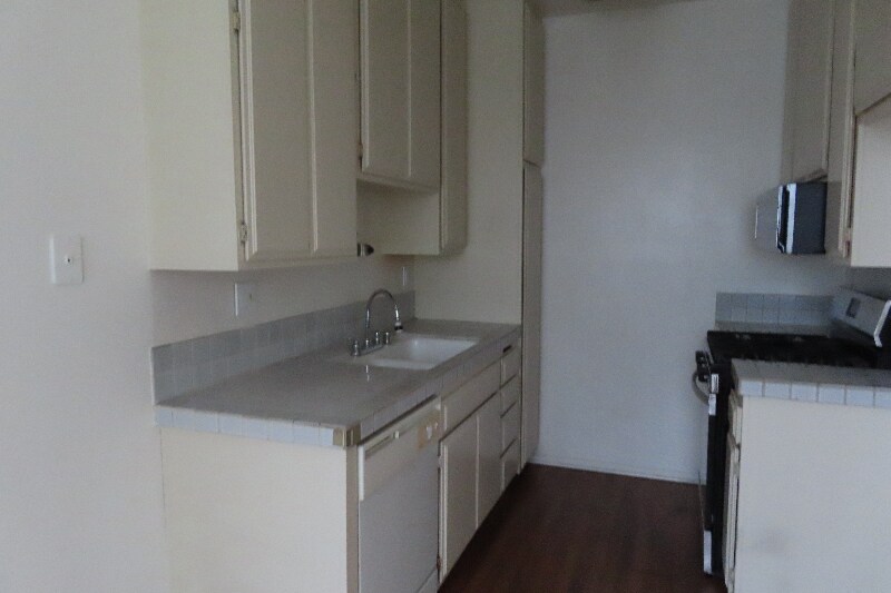 Building Photo - 3648 Motor Ave