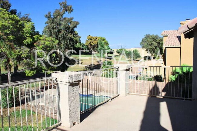 Building Photo - Gorgeous 5-bedrooms, 3-baths home in Super...