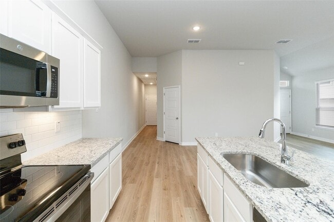 Building Photo - 145 Schrader Dr