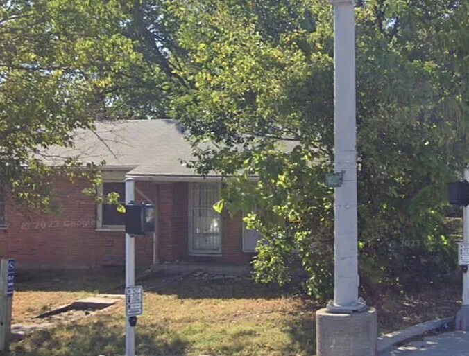 Building Photo - 415 N Providence Rd