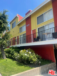Building Photo - 1820 S Bentley Ave