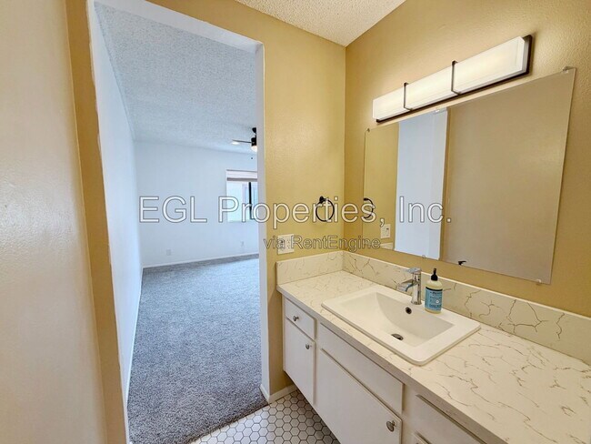 Building Photo - 18146 American Beauty Dr