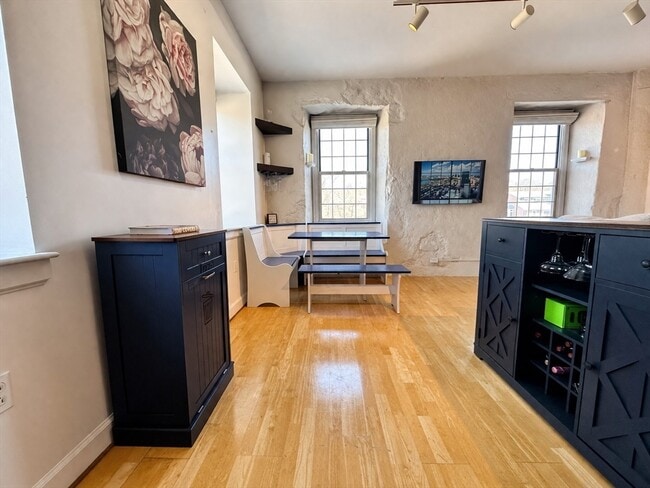 Building Photo - 7 S Stone Mill Dr