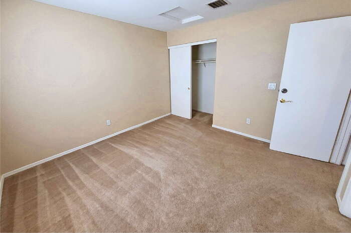 Building Photo - 15547 S Moon Valley Rd