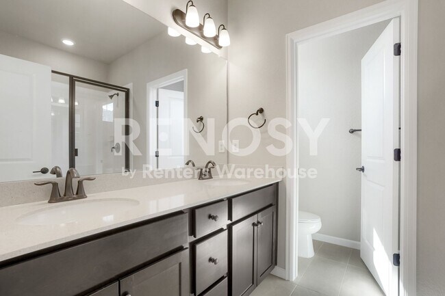 Building Photo - 421 Millwall Cir