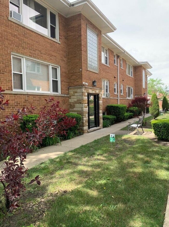 1 bedroom in Franklin Park IL 60131 3112 Calwagner St Franklin Park IL 60131 Apartment Finder