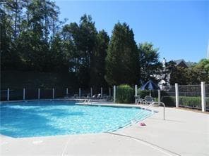 Building Photo - 740 Henley Ct