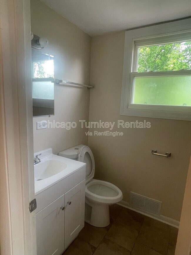 Building Photo - 3901 167th Pl