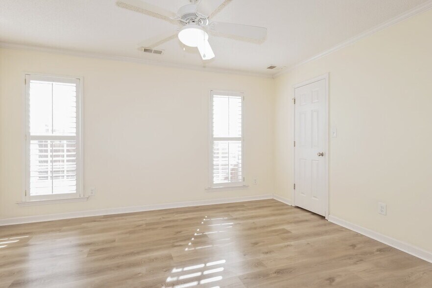 Building Photo - 5388 Evening Mist Dr