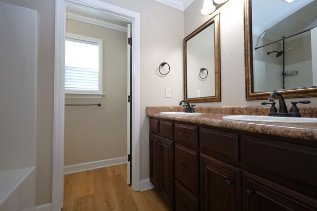 Building Photo - 4161 Willow Round Rd