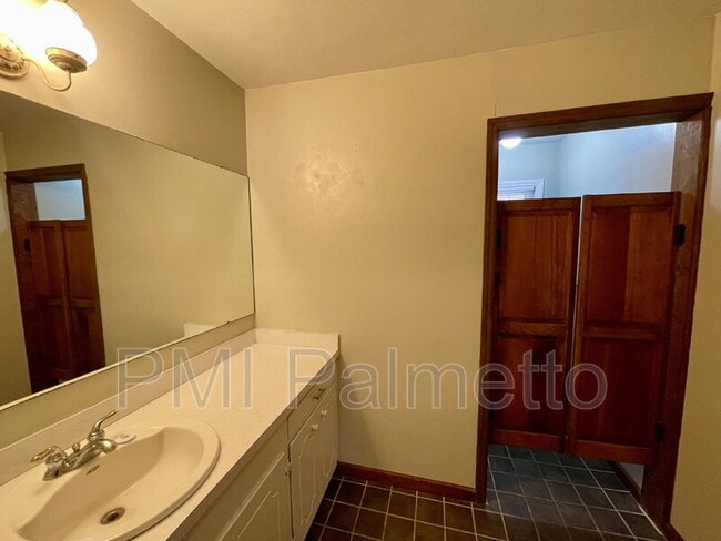 Building Photo - 136 Lacaya Rd