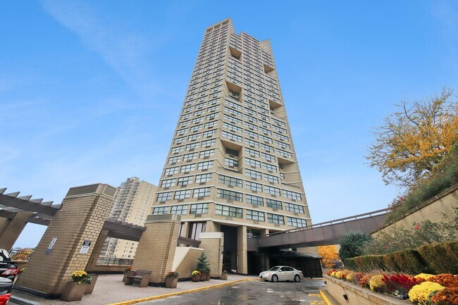 Building Photo - 7000 John F. Kennedy Blvd