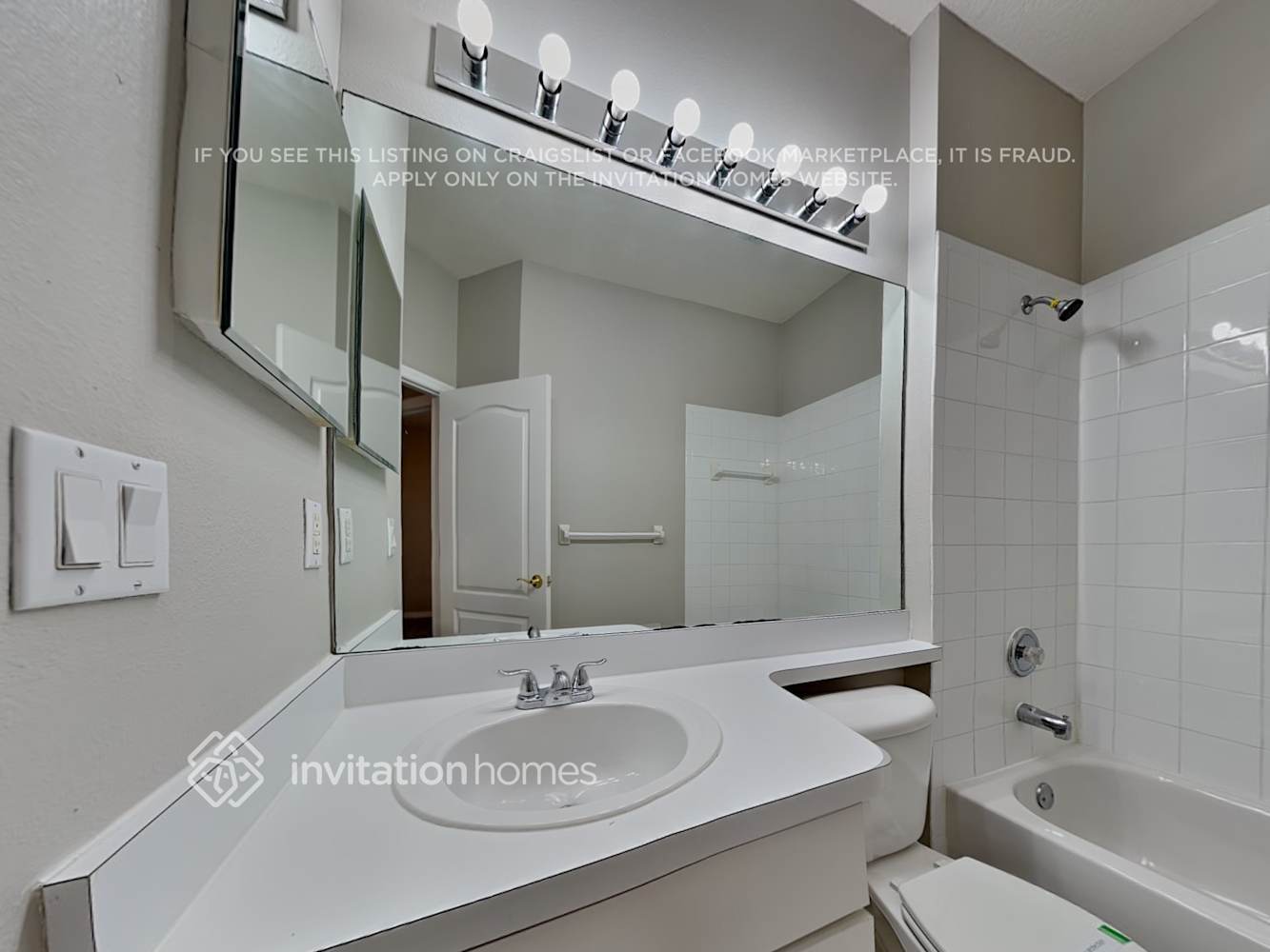 Building Photo - 3436 Golden Eagle Dr