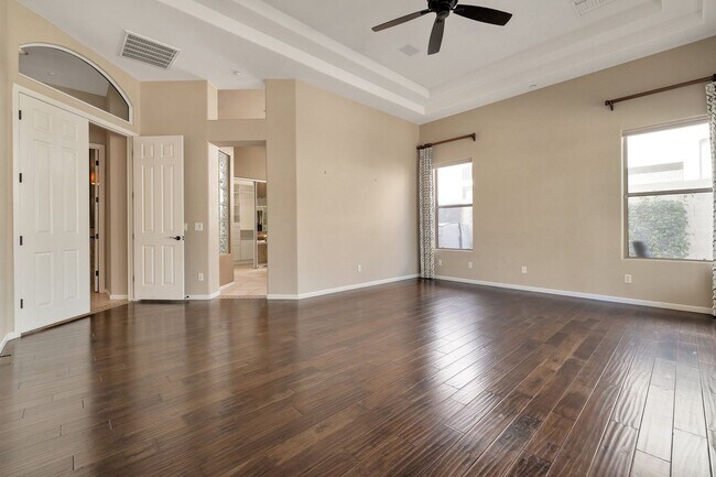 Building Photo - Stunning 4-bedroom, 3-bathroom home located in the desirable Scottsdale, AZ with a Casita! *RENT ...