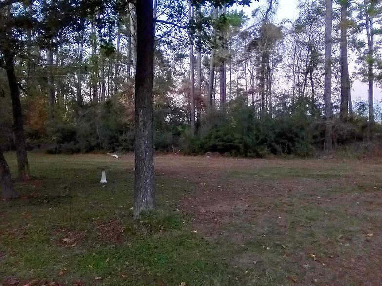 Building Photo - 2FS Road 214 Rd