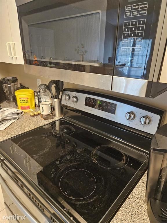 Building Photo - 5001 Wiles Rd