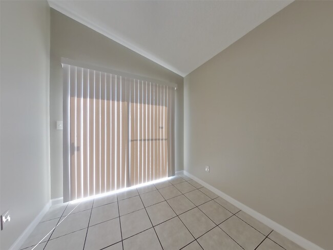 Building Photo - 3215 Kelling St