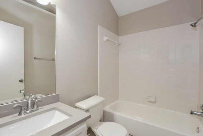 Building Photo - 5704 Stone Meadow Ln