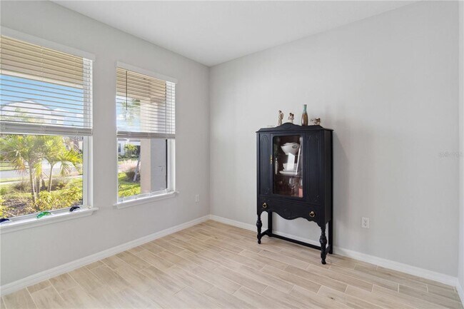 Building Photo - 5660 Blue Reef Pl