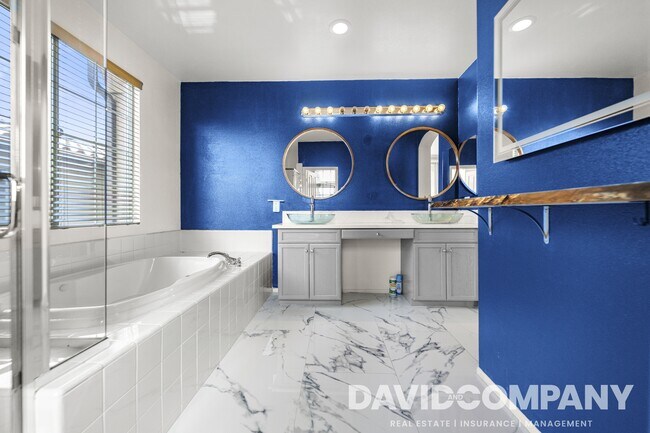 Building Photo - 9105 Calvin Way