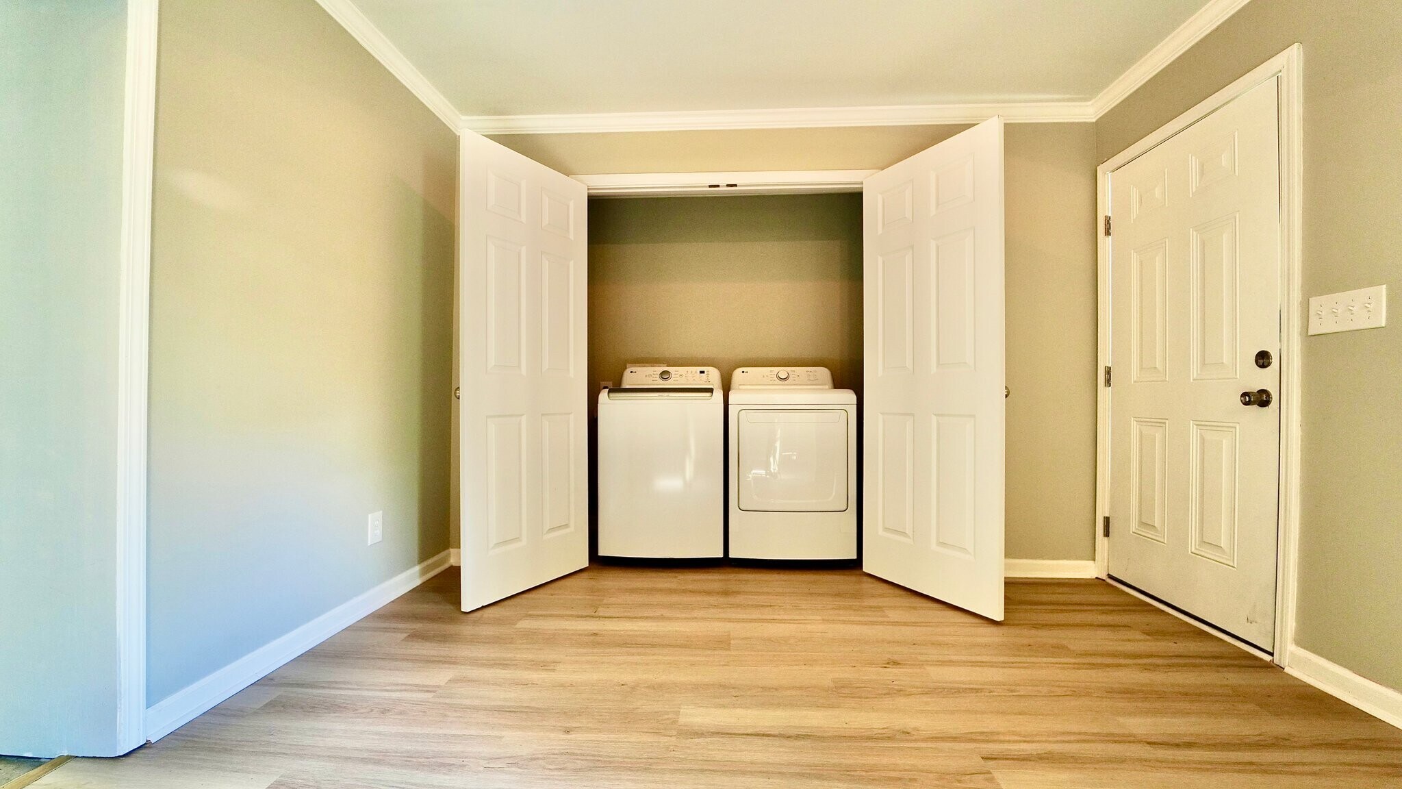 Building Photo - 311 S 2nd St