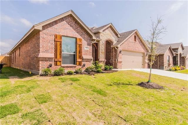 Building Photo - 441 Sagebrush Dr